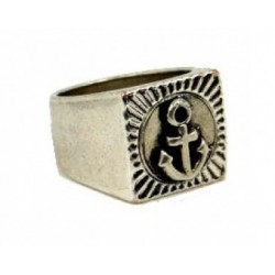 Bague celtique homme avec croix gothique